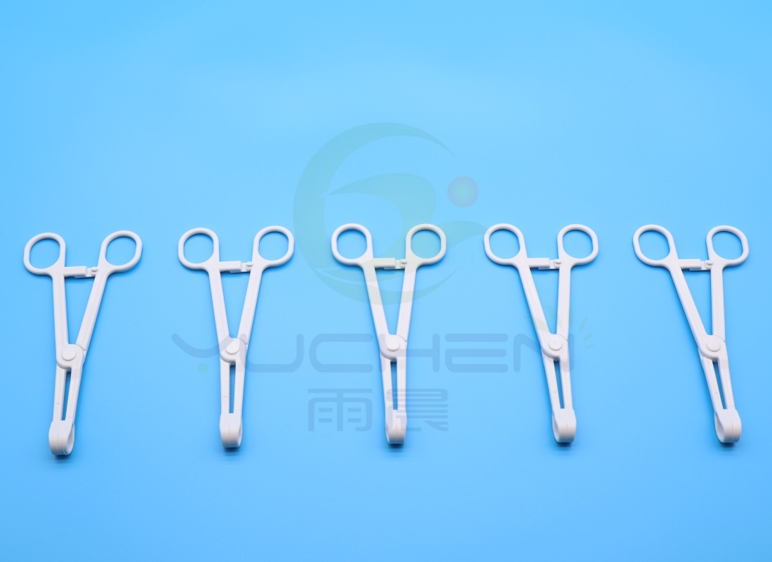 Forcep/Disposable plastic tweezer for surgical procedure - YuChen